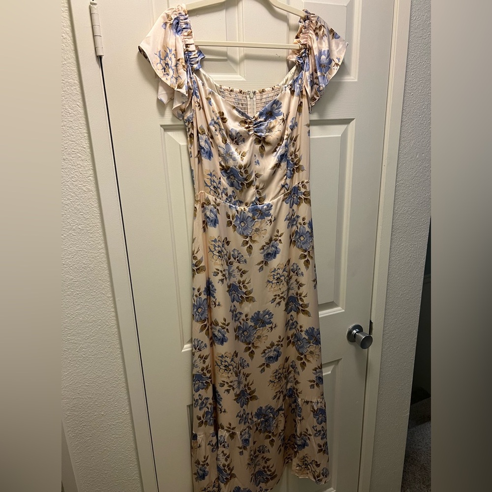 100% Silk Reformation Sianna Silk Dress